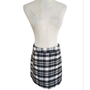 Abercrombie & Fitch Plaid Black and White Wool Blend Mini Skirt